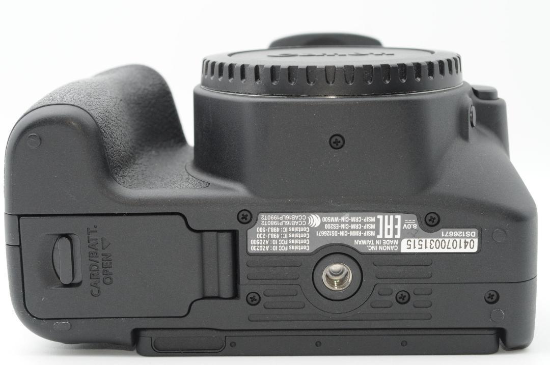 ☆新品級①☆冬SALE☆ Canon EOS Kiss x9 トリプルレンズ