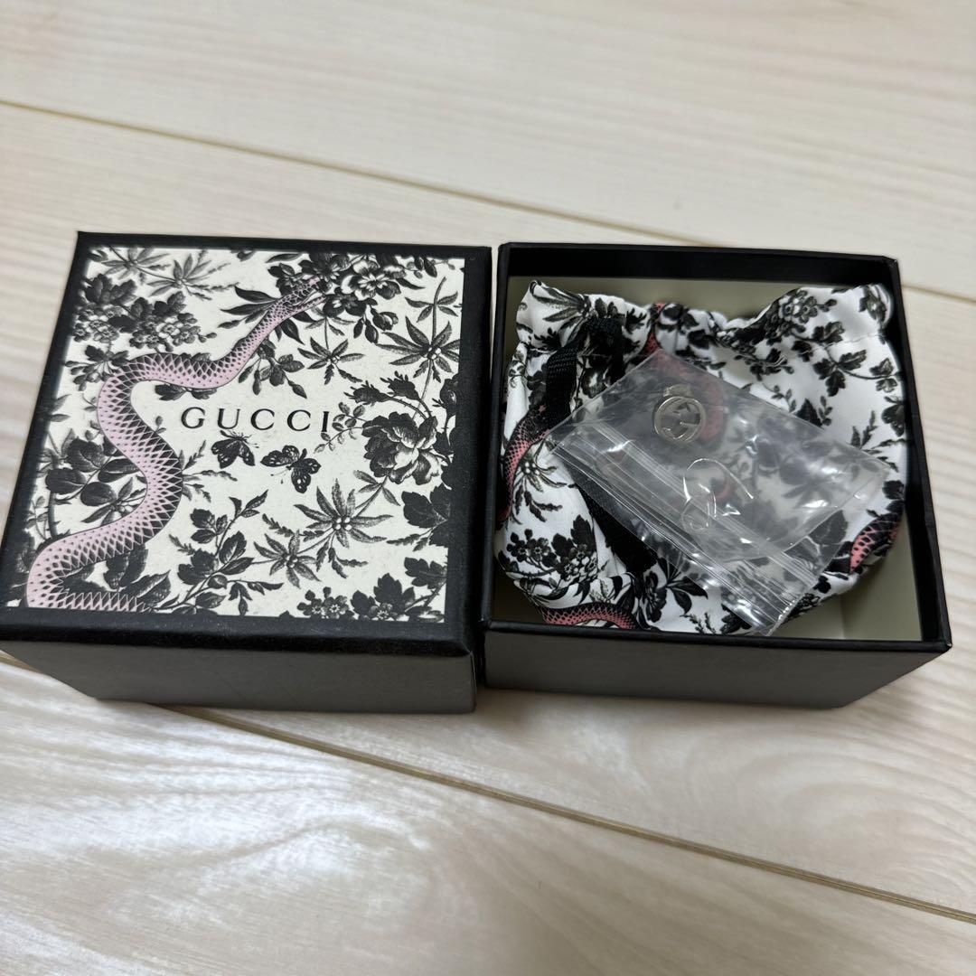 GUCCI ピアス片耳