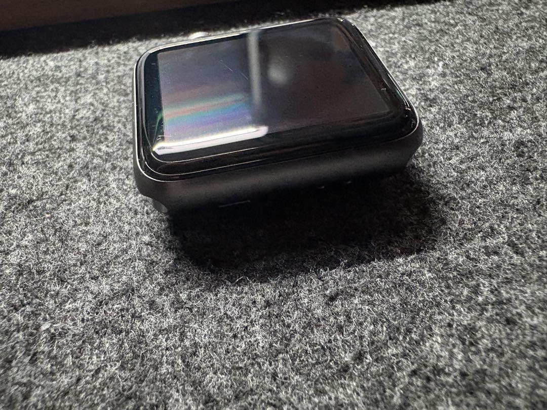 Apple Watch Series 3 42mm GPSモデル