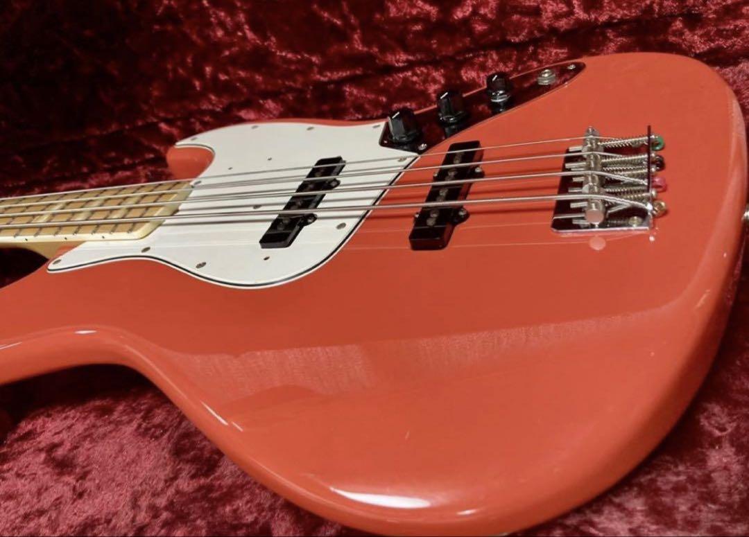 ベース Fender Japan 70's Jazz bass fiesta red