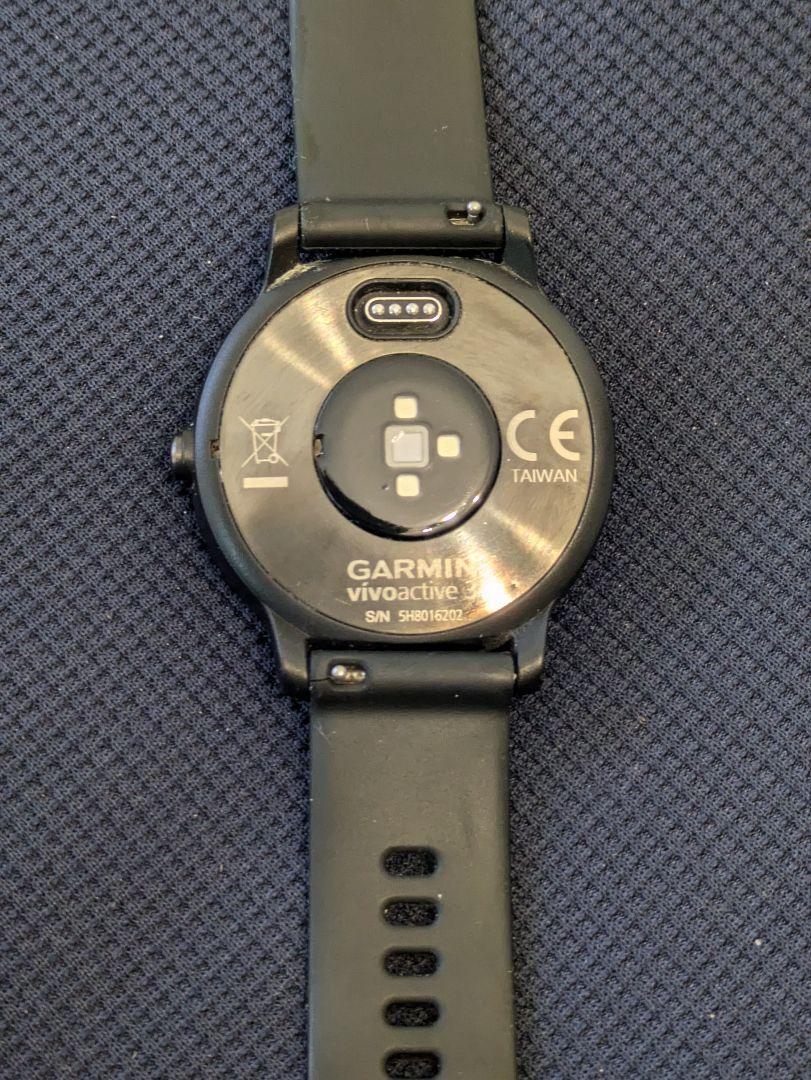 時計 GARMIN VIVOACTIVE3