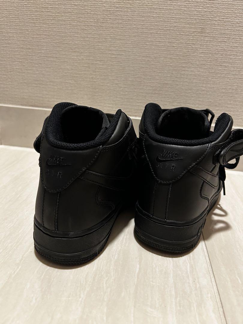 Nike Air Force 1 ブラック ハイカット スニーカー