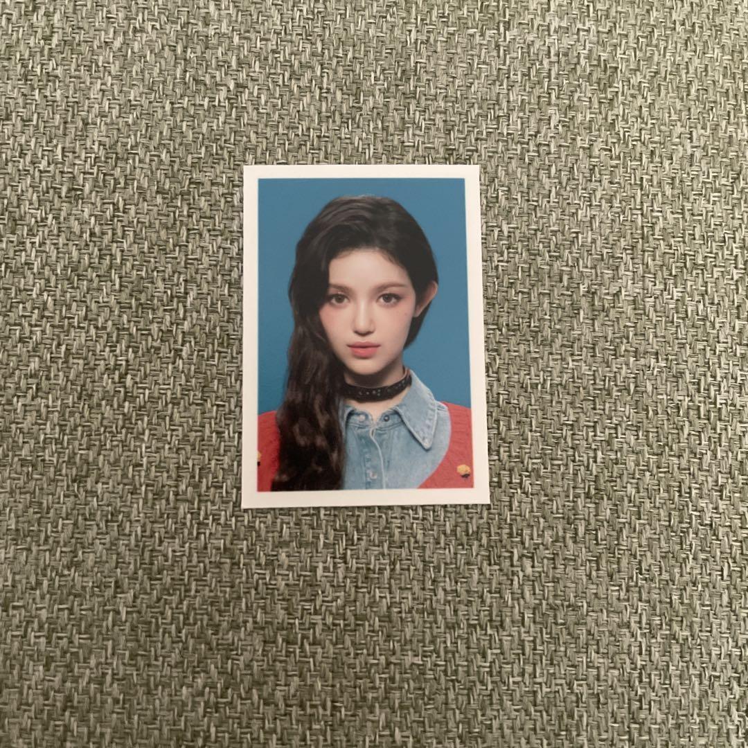 NewJeans ダニエル 2024 シーグリ 証明写真 - メルカリ