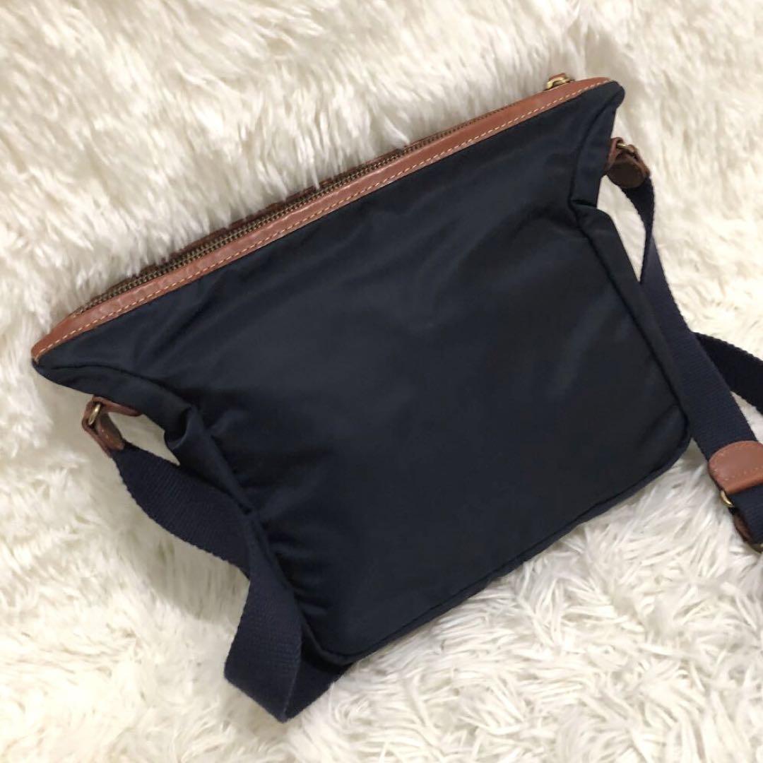 未使用保管品✨フェリージ ショルダーバッグ ナイロン ネイビー　メンズ