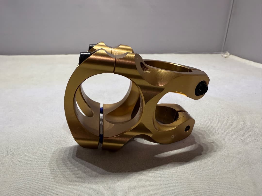 RACEFACE TURBINEΦ35㎜ × 0°× 32㎜目立った傷や汚れなし BRIGHTFACE_UK