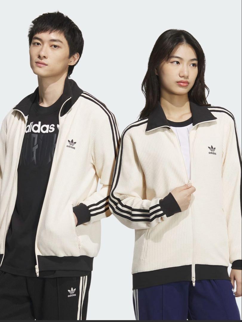 adidas ワッフルトラックトップ