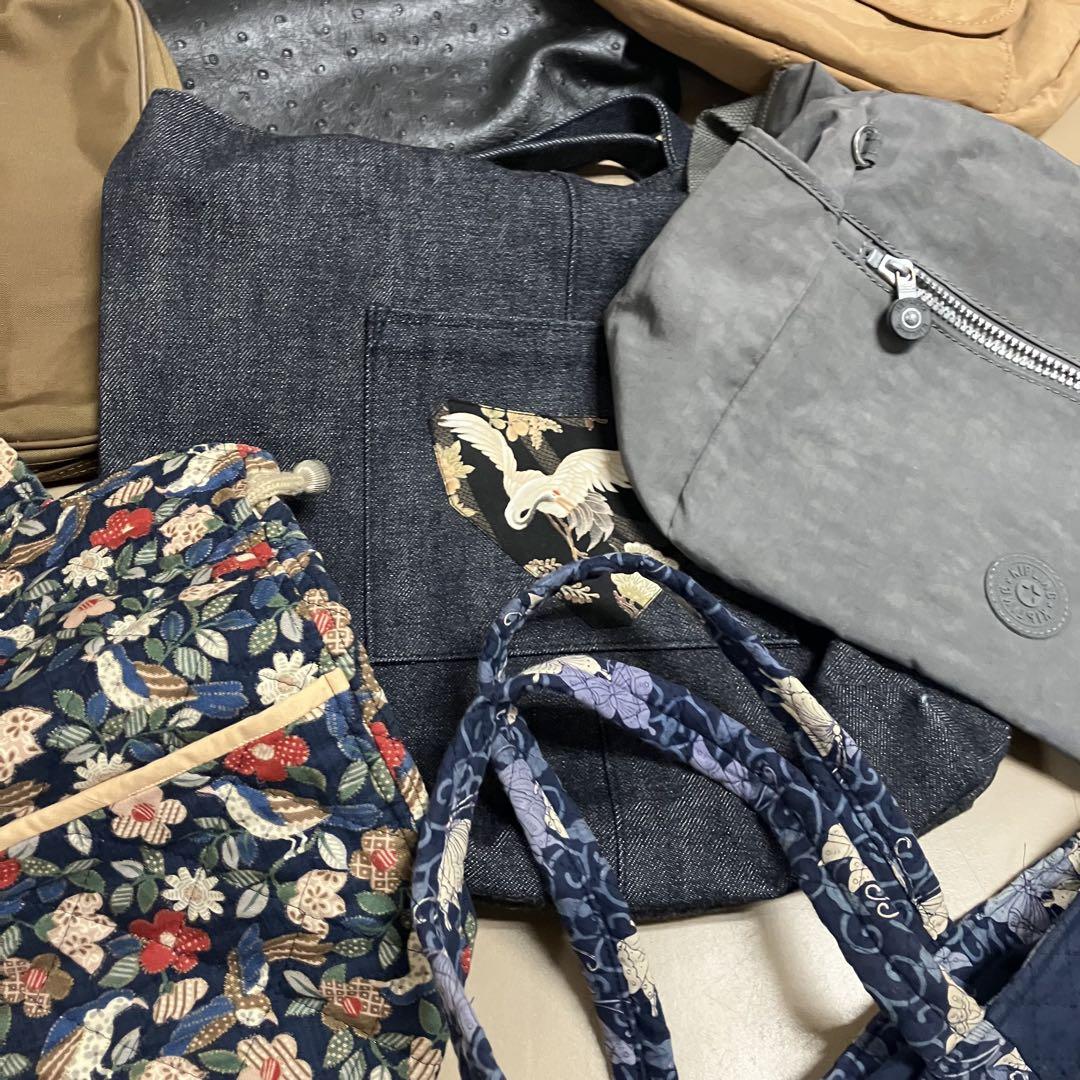バッグ　長財布など　大量おまとめ売り