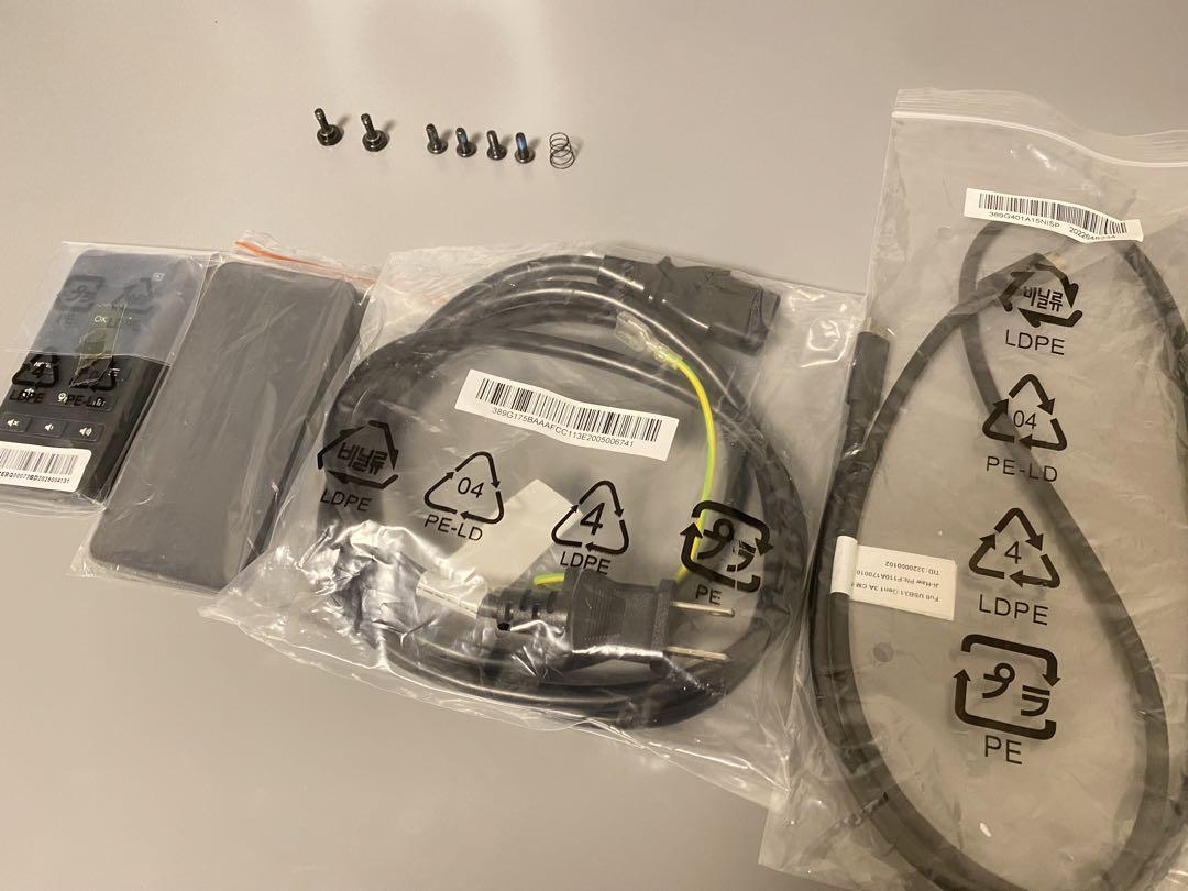 BENQ EW3280U 32インチ メタリックグレ -×ブラウン