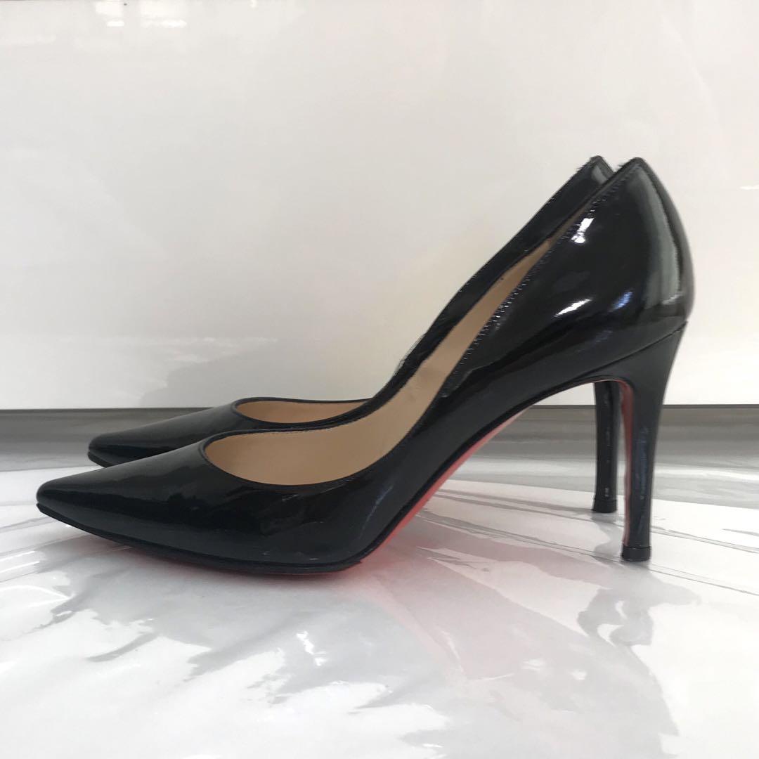 【美品】クリスチャン ルブタン レッドソール ポインテッドトゥ ピンヒール 37