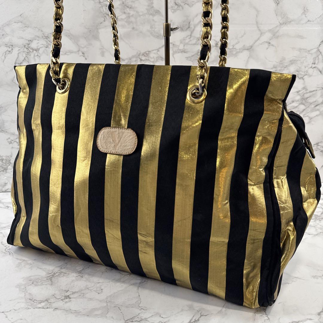 VALENTINO GARAVANI ヴァレンティノガラヴァーニショルダーバッグ