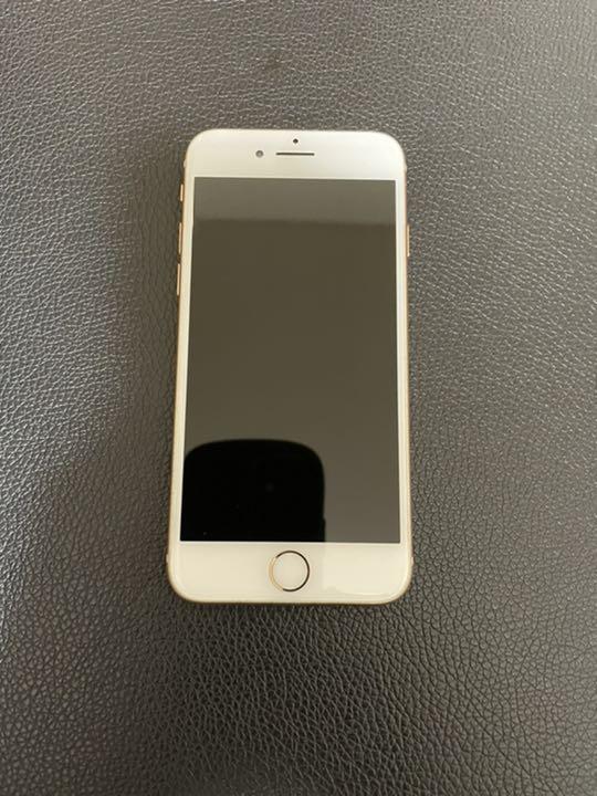 iPhone 8 Gold 64 GB SIMフリー人気 商品 通販