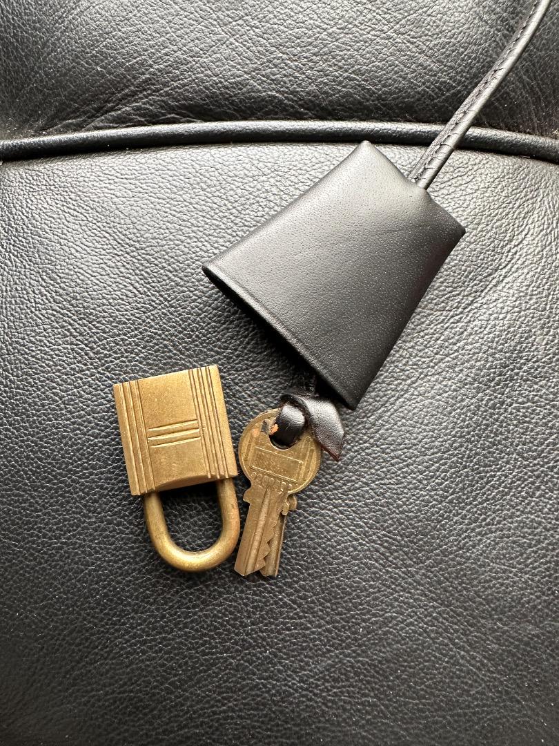 HERMES エルメス　ブラック ドラムバッグ　アールディ