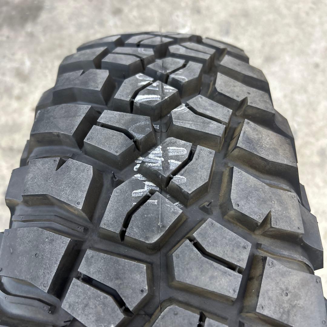 Mickey Thompson M/T 15インチタイヤ・ホイールセット Mickey Thompson M/T 15インチタイヤ・ホイールセット