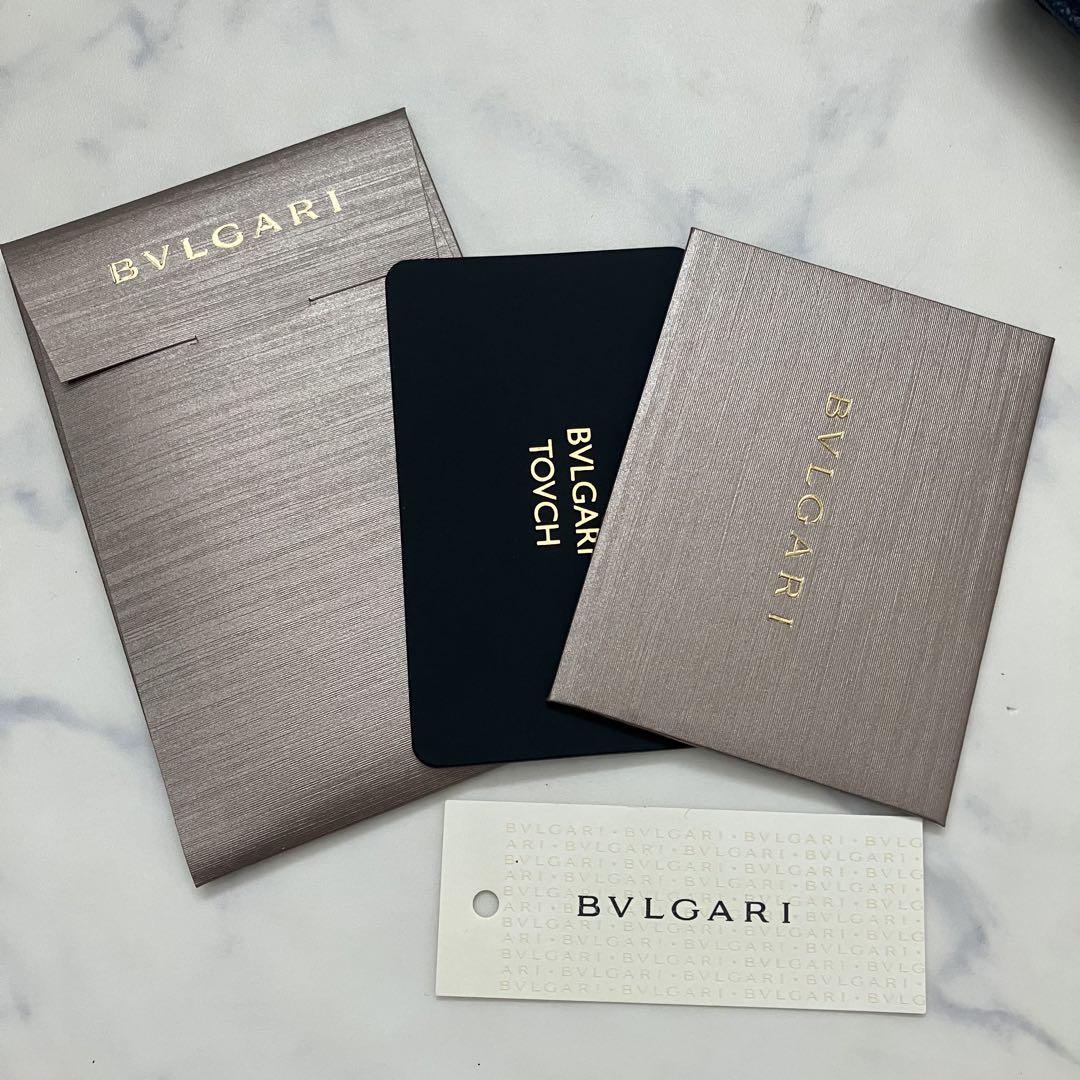【新品】BVLGARI✨ブルガリ　折財布　財布　サークルロゴ