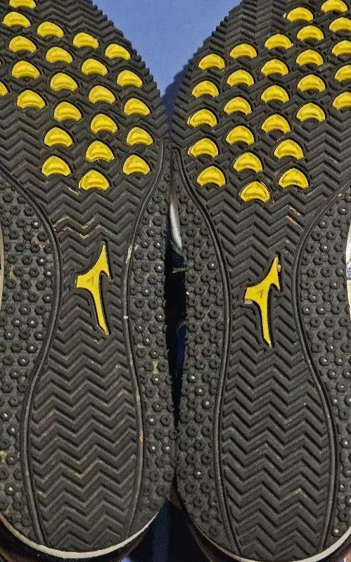 Mizuno レーシングスター 25.5