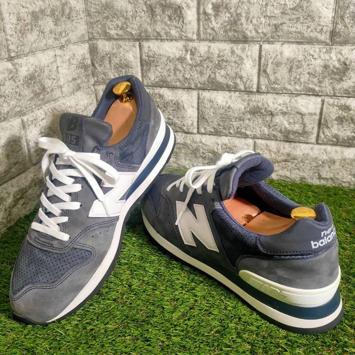 【希少】大人気 【USA製】 NewBalance M995シリーズ ネイビー 購入特典付き 【希少】大人気 【USA製】 NewBalance M995シリーズ ネイビー スニーカー