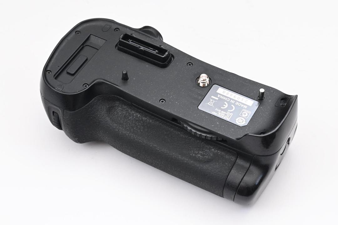 ニコンNikon D810MB-D12セット