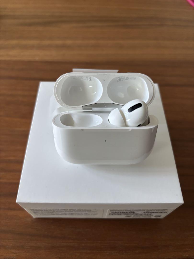 AirPods Pro 本体 充電ケース付き