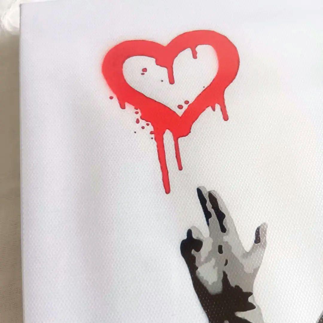 バンクシーの絵　「愛と金」 Amazon.co.jp: Banksy バンクシー 愛とお金 ポスター アート