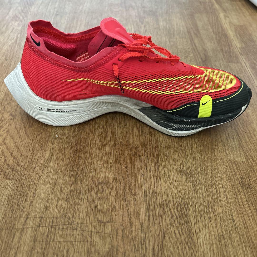 NIKE ヴェイパーフライネクスト%2 26.5