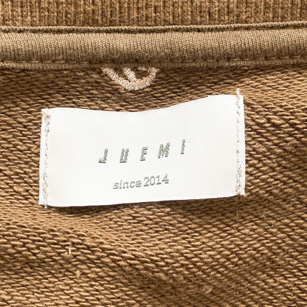 完売品 juemi ブラウン J刺繍 スウェット
