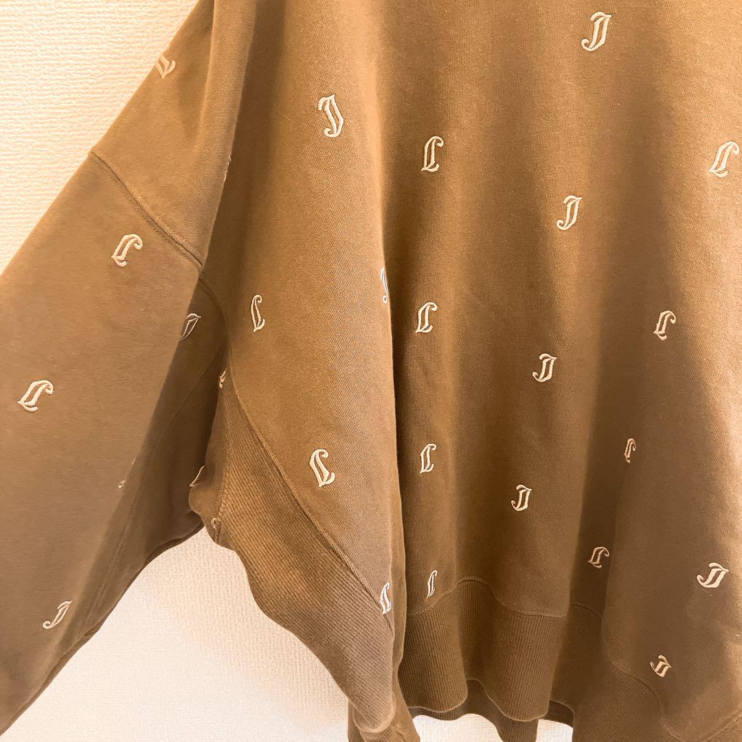 完売品 juemi ブラウン J刺繍 スウェット