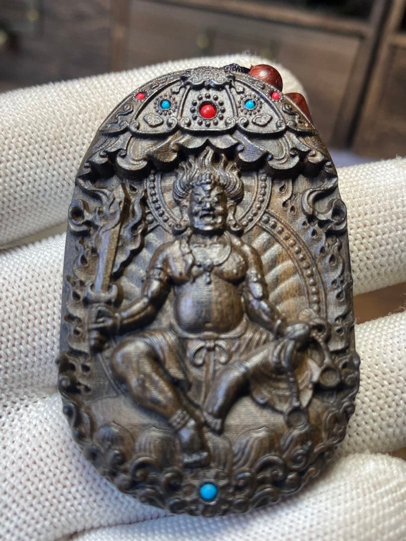 古美術 不動明王 細密木彫 繊細彫刻 観世音菩薩 観音様 お守り 仏教 古美術 不動明王 細密木彫 繊細彫刻 観世音菩薩 観音様 お守り 仏教