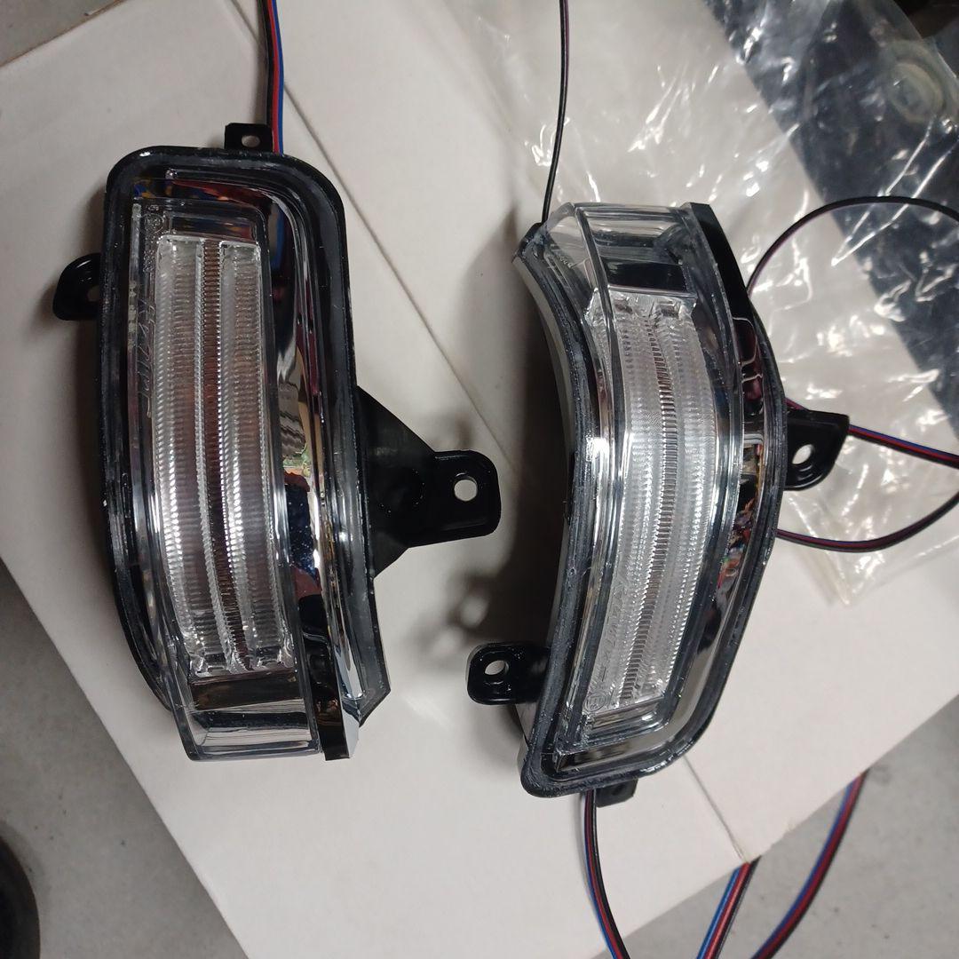 セレナ　C25 C26　ドアミラー　ウインカー　LED 社外品　純正交換品