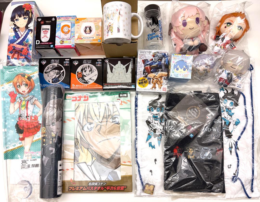 アニメグッズ まとめ売り◉ 250点以上 ◉ 大量 おまとめ ノン