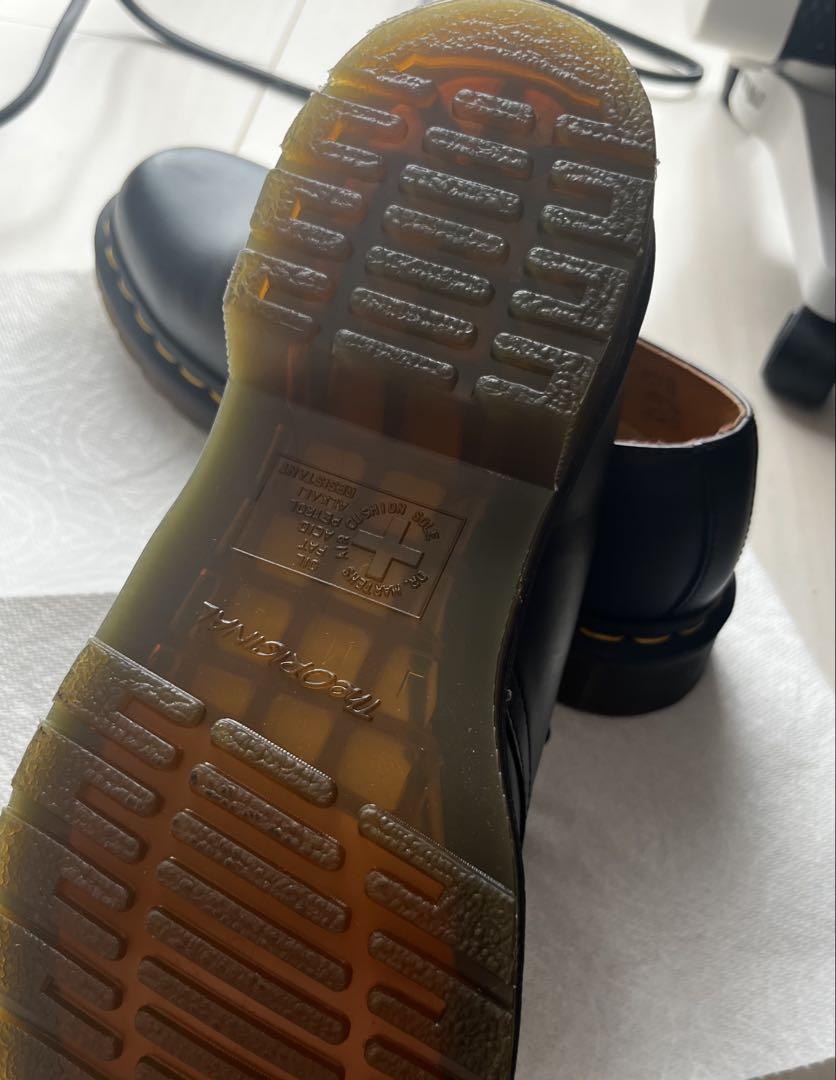 Dr. Martens 黒 レザー ローファー