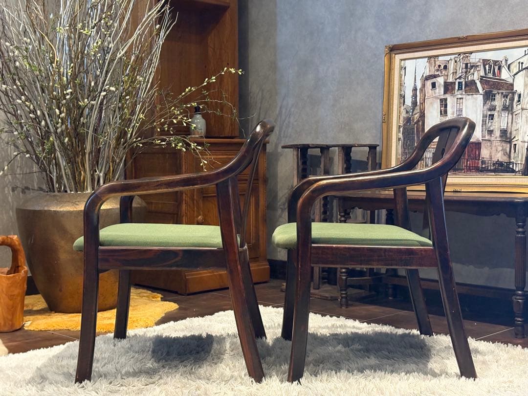 IZカリモク家具