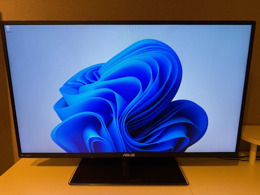 ASUS モニター VA32AQ (2560×1440) 31.5インチ