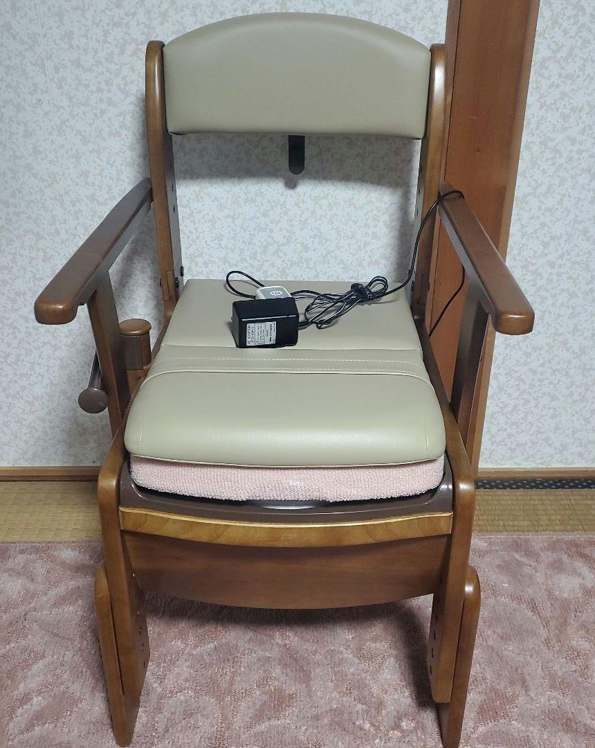 リッチェル【未使用】木製トイレきらく　コンパクト