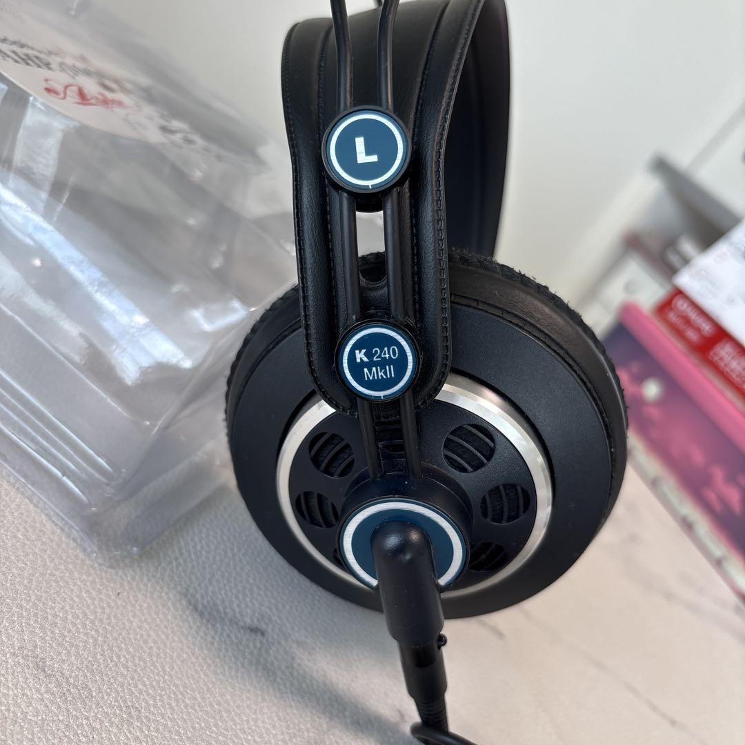 【超々極備品】★《AKG》★ダイナミックリケーブルヘッドホン『K240 MK2』