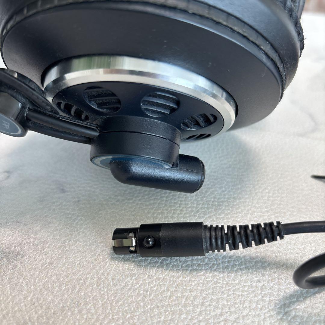 【超々極備品】★《AKG》★ダイナミックリケーブルヘッドホン『K240 MK2』
