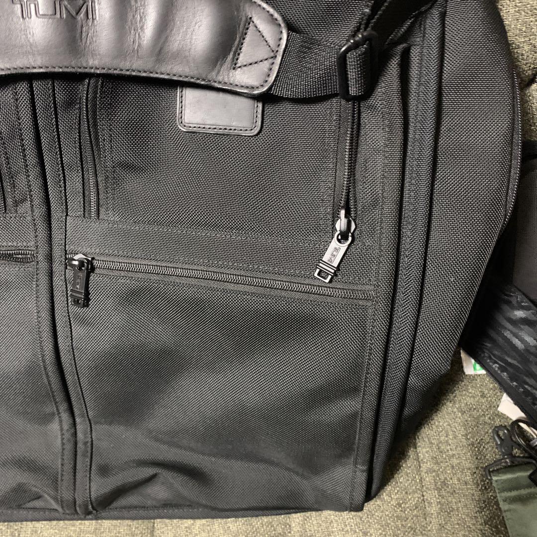 再最終価格‼️TUMI ガーメントバック‼️ショルダー、カギ付き‼️