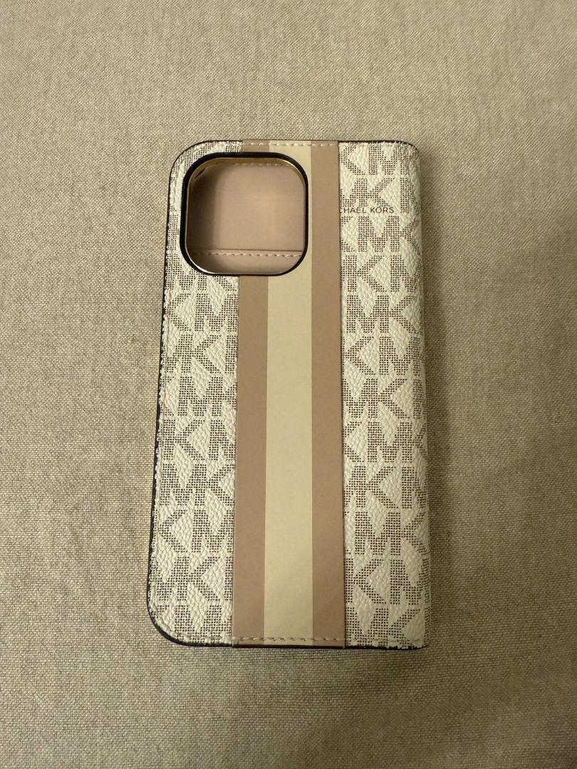 MICHAEL KORS マイケルコース 手帳型ケース ベージュ系 - メルカリ