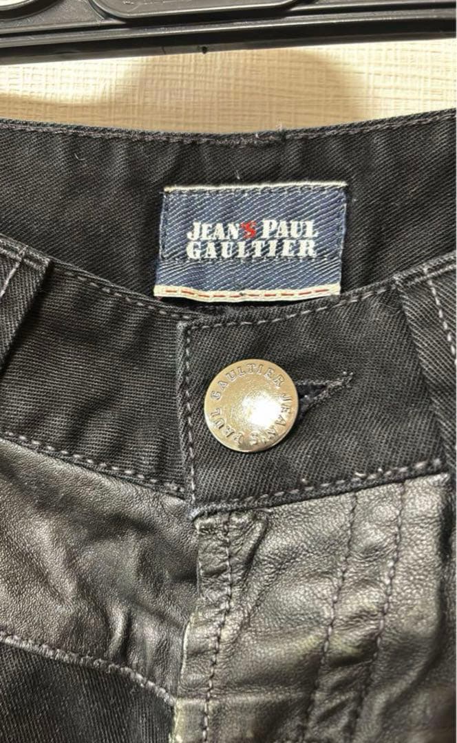 ジャンポールゴルチエのデニム ジーンズ 黒