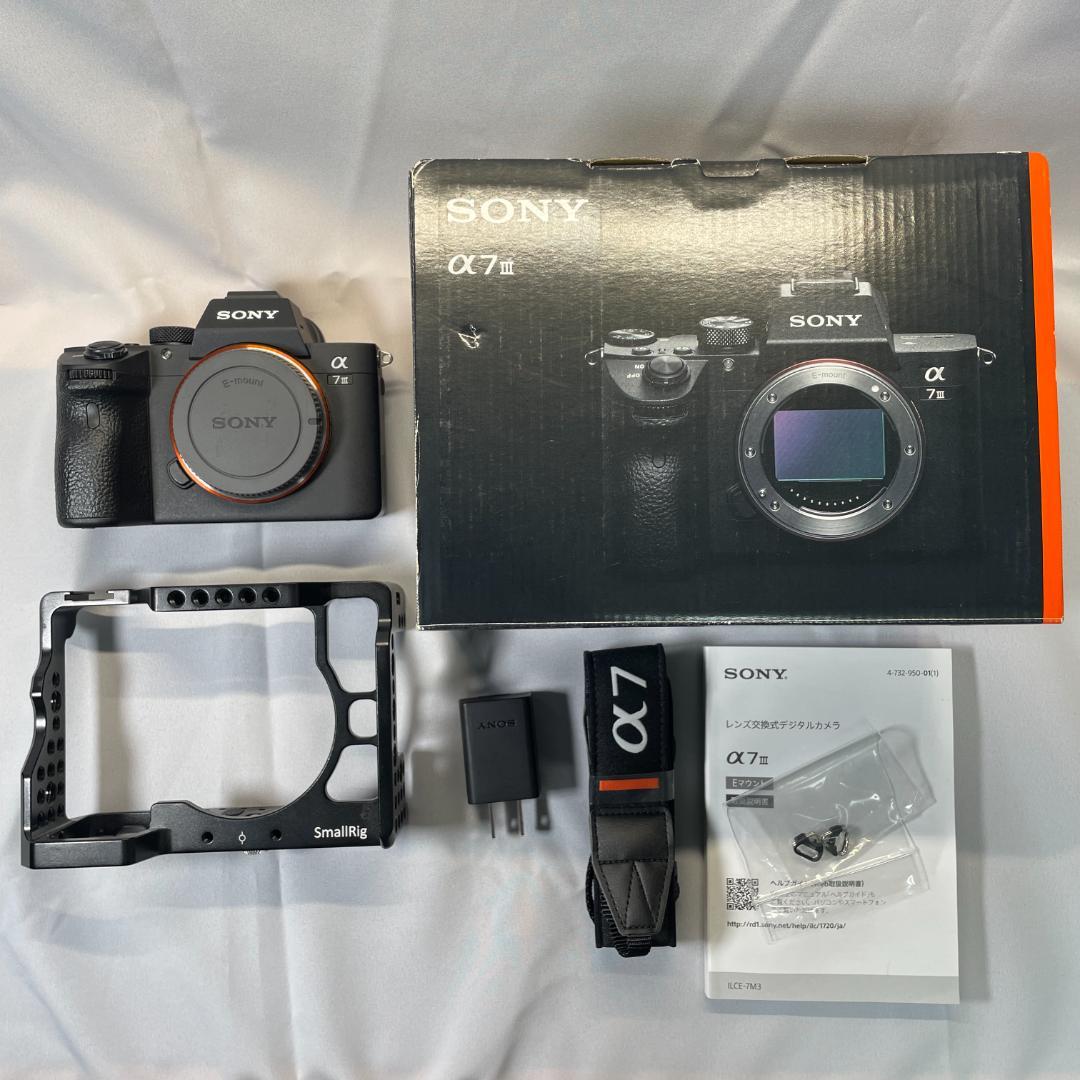 SONY α7 III ミラーレスカメラ 本体とSmallRigケージ Sony α7 III・α7R III・α9用ケージ
