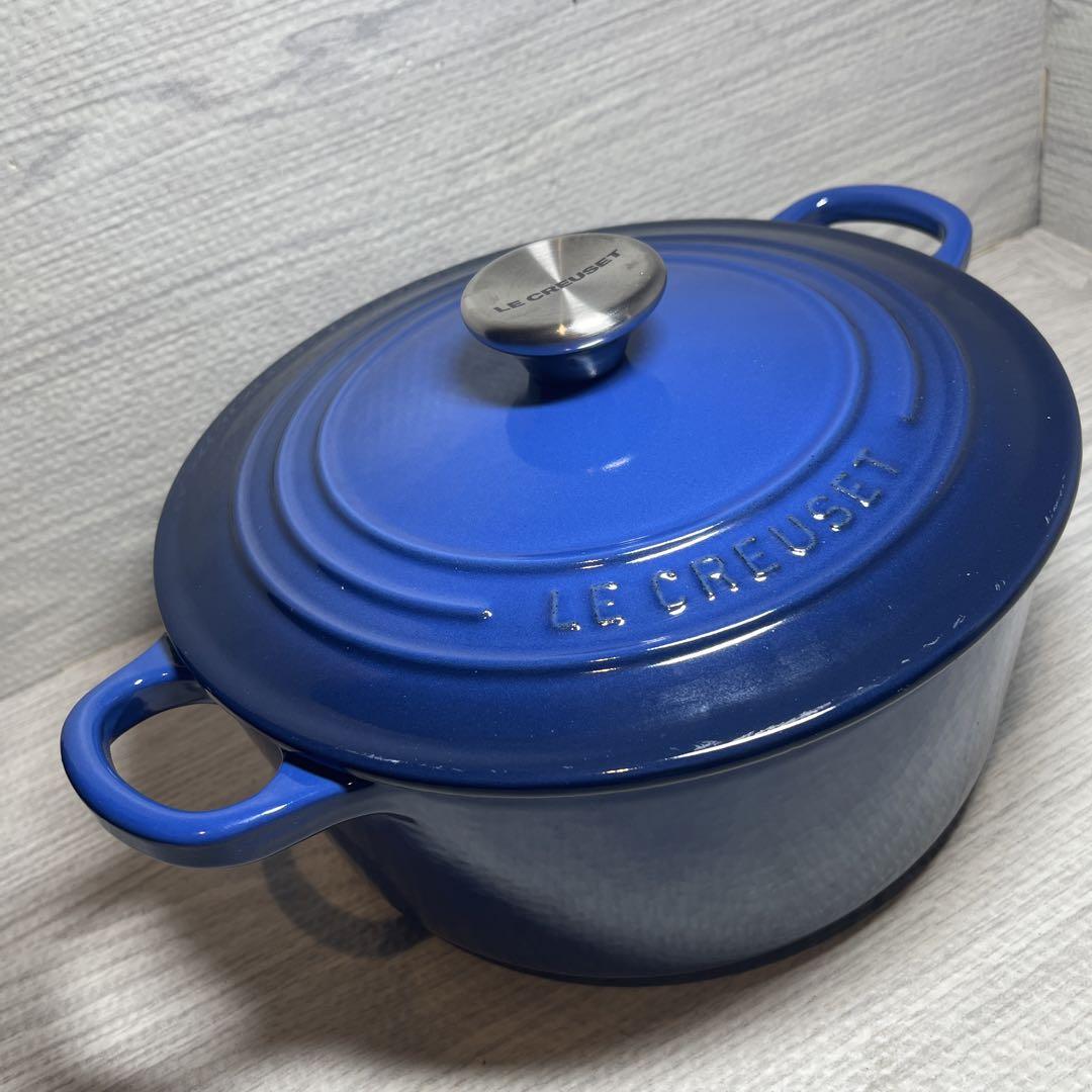 【美品】LE CREUSET　ココット ロンド マルセイユブルー22cm