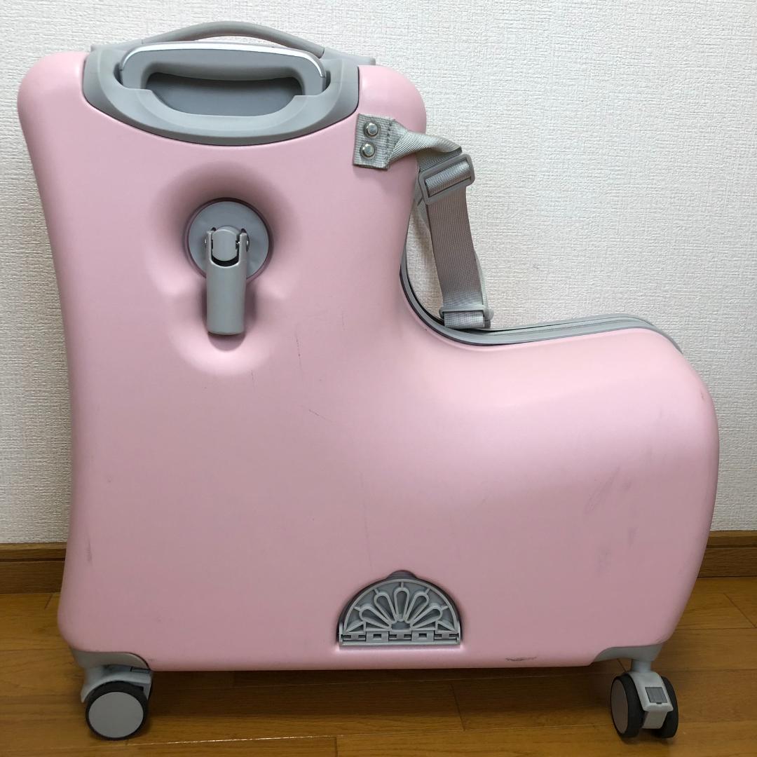 ピンク