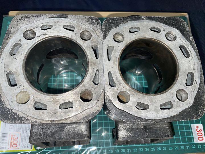 RZ350 シリンダーヘッド シリンダー