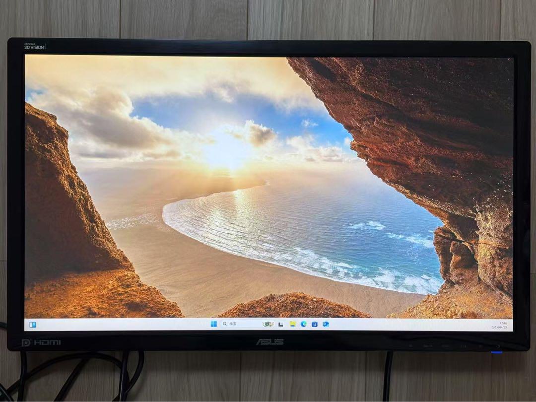 ASUS VG248QE ゲーミングモニター 1ms、144Hz 3D対応