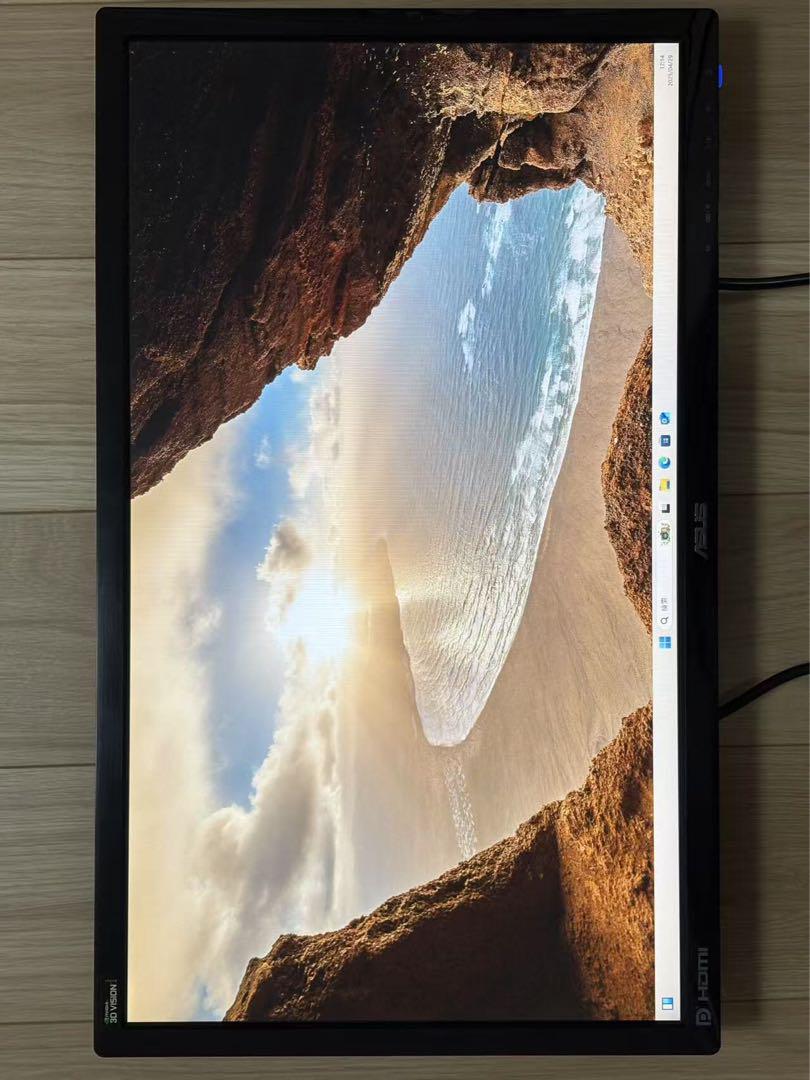 ASUS VG248QE ゲーミングモニター 1ms、144Hz 3D対応
