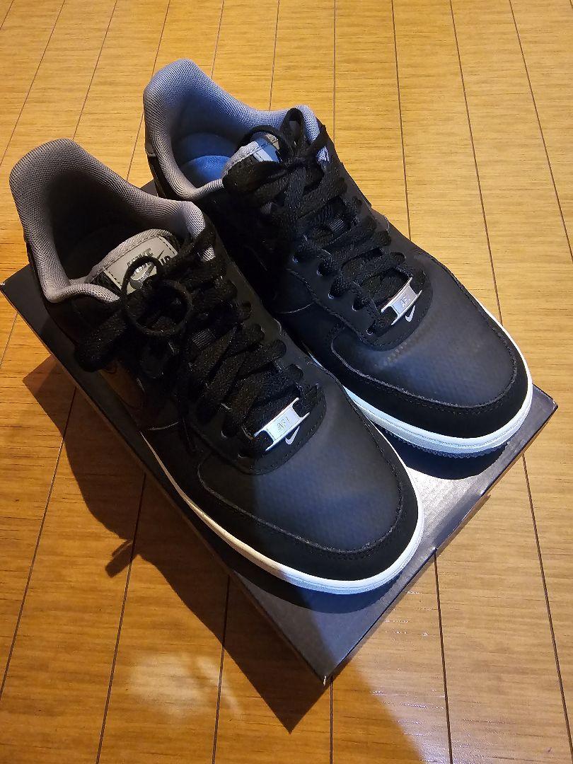 Nike Air Force 1 07 LV8 ブラック/グレー　US8.5