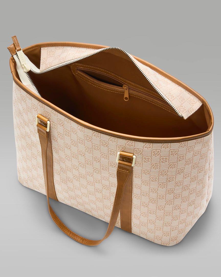 ジョーダン モノグラム トートバッグ (32L)