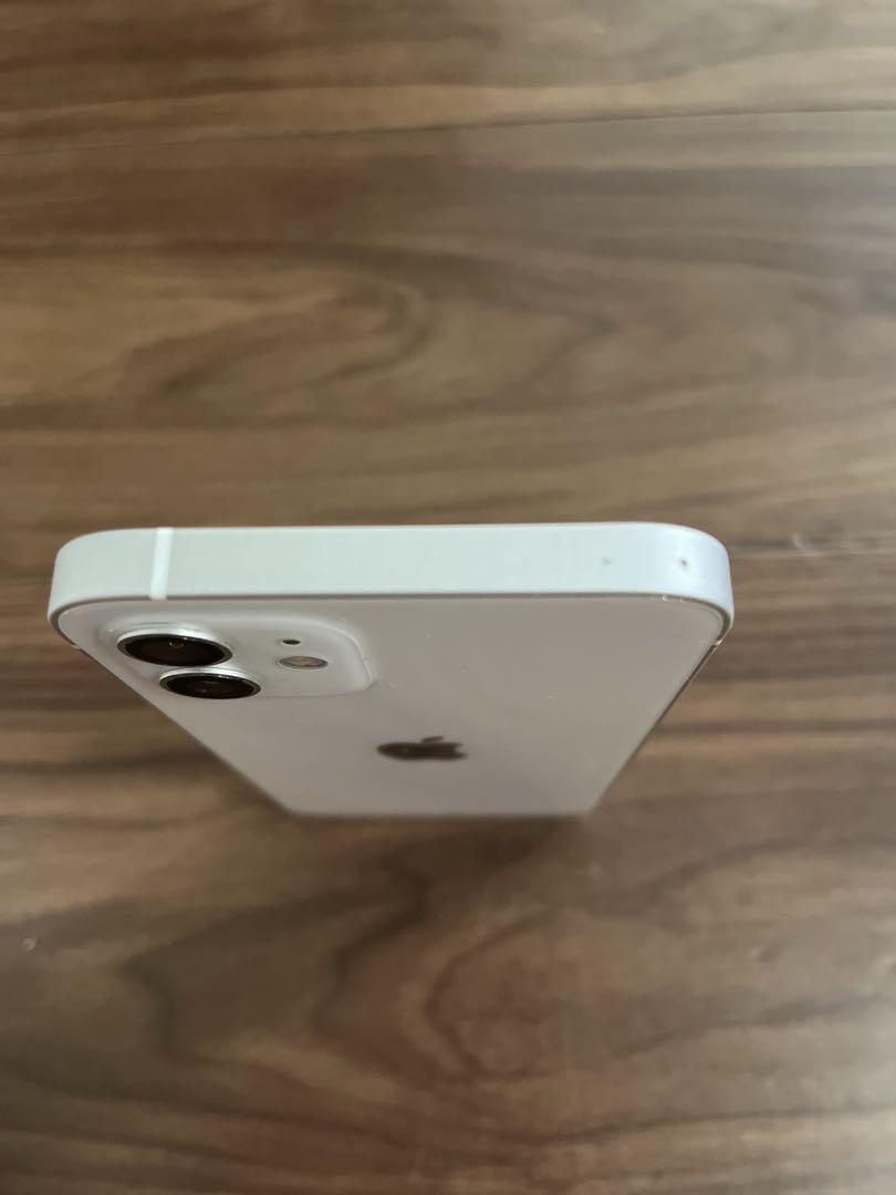 iPhone12 64GB ホワイトSIMフリー
