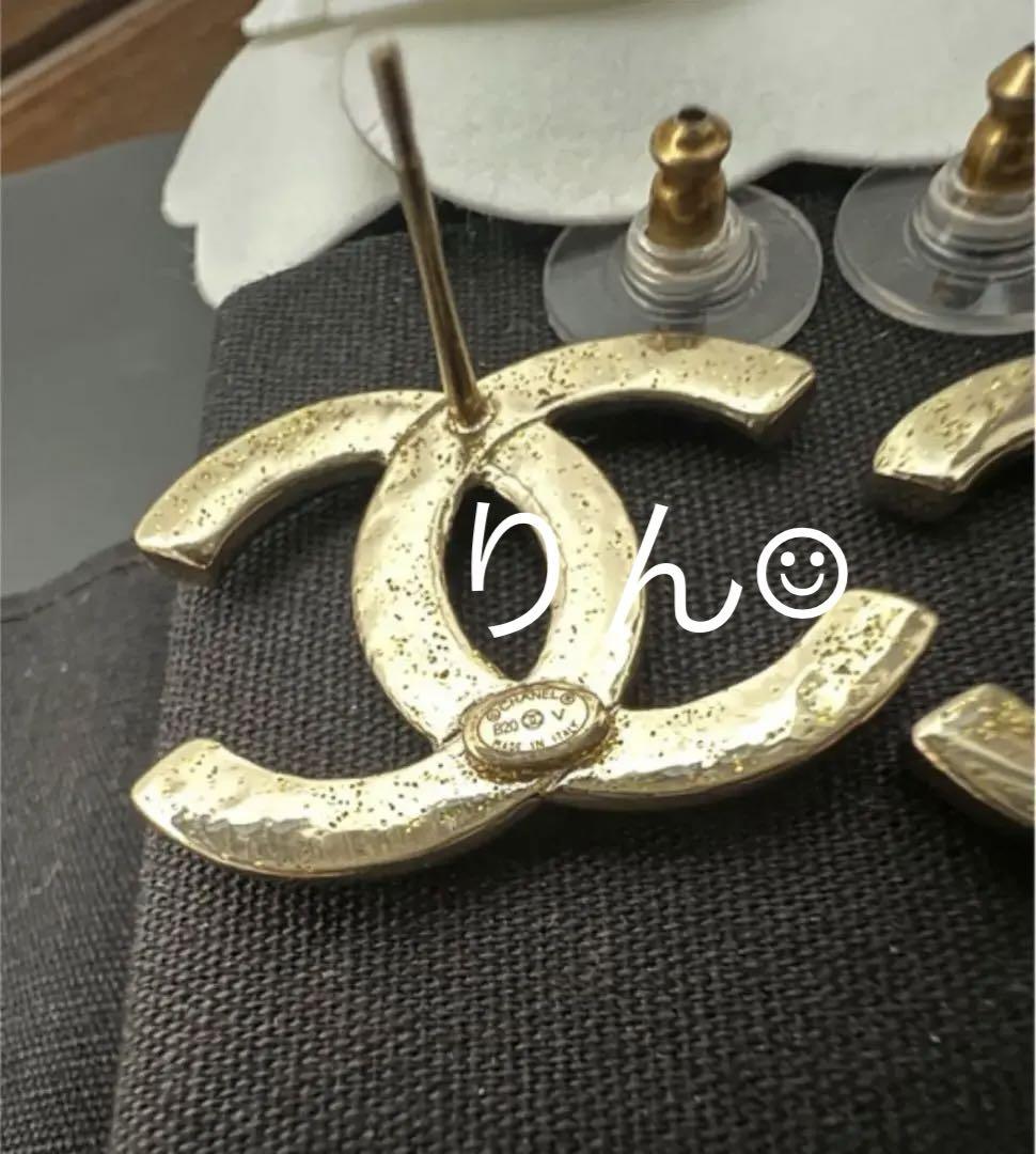 レア! 新品未使用 CHANEL マトラッセBIGココピアス アクセサリー レア! 新品未使用 CHANEL マトラッセBIGココピアス アクセサリー