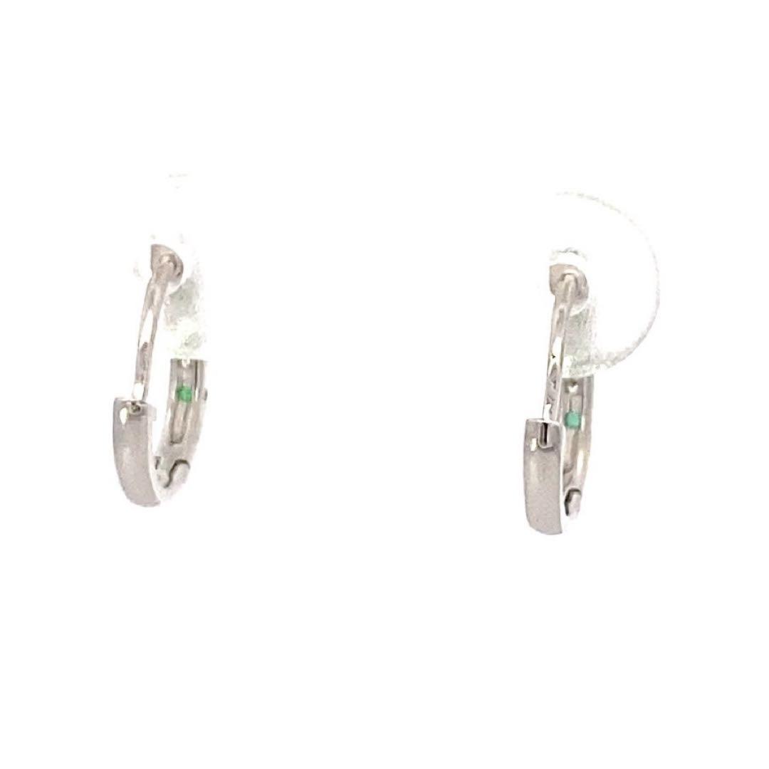 新品 PT900 1.5mm エメラルド ダイヤモンド ピアス