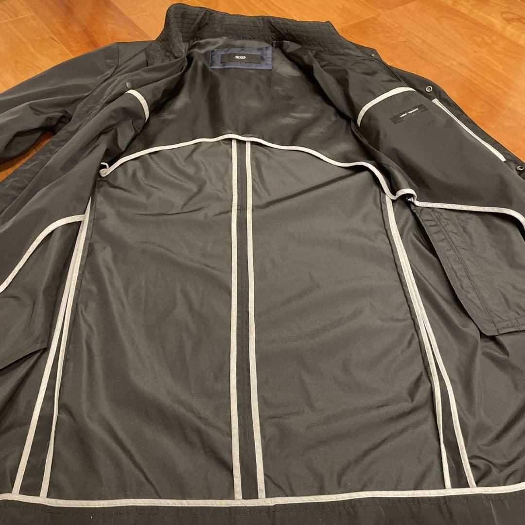 ヒューゴボス　Water-repellent レインコート　M〜L相当
